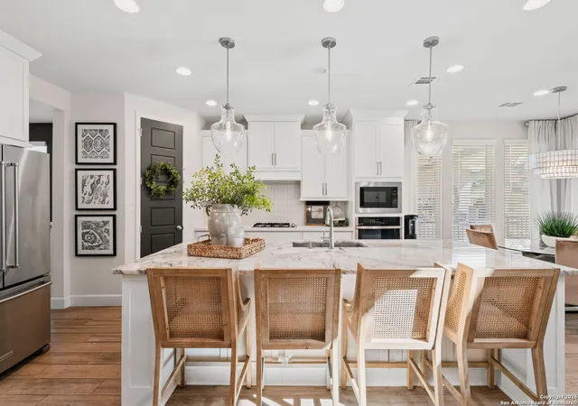 Photo 3 of Single family home for sale at 303 Navarro, Boerne, TX 78006 | MLS# 1935808 | Listing updated on 2026-03-25