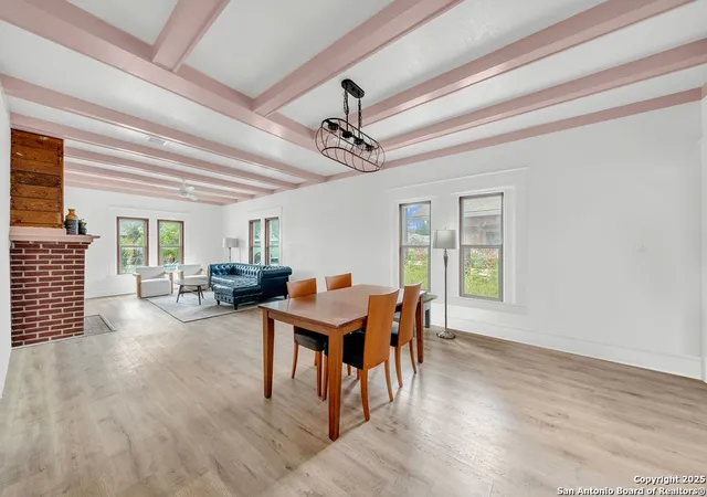 Photo 4 of Single family home for sale at 115 W Highland Boulevard, San Antonio, TX 78210 | MLS# 1935876 | Listing updated on 2026-03-02