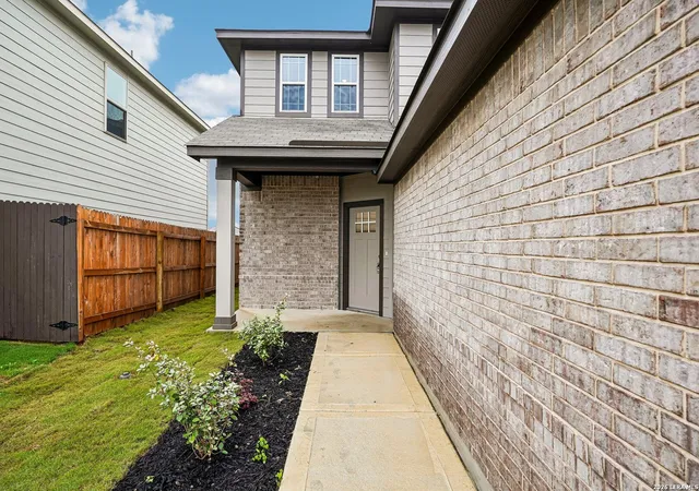 Photo 3 of Single family home for sale at 5934 Willow Point, San Antonio, TX 78219 | MLS# 1935939 | Listing updated on 2026-06-17