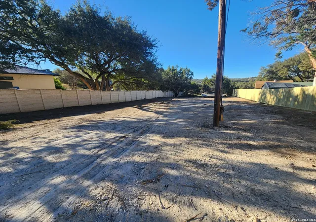 Photo 2 of Land for sale at 162 Tropical, Canyon Lake, TX 78133 | MLS# 1936128 | Listing updated on 2026-04-09