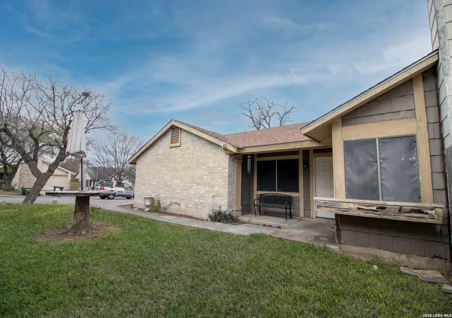 Photo 3 of Sale Pending at 16618 Crested Butte St, San Antonio, TX 78247 | MLS# 1936233 | Listing updated on 2026-02-09