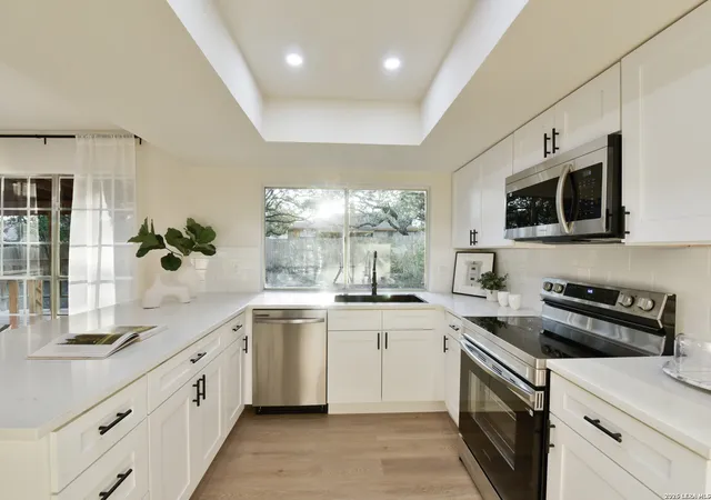 Photo 4 of Sale Pending at 5511 Timber Bark, San Antonio, TX 78250 | MLS# 1936237 | Listing updated on 2026-02-02
