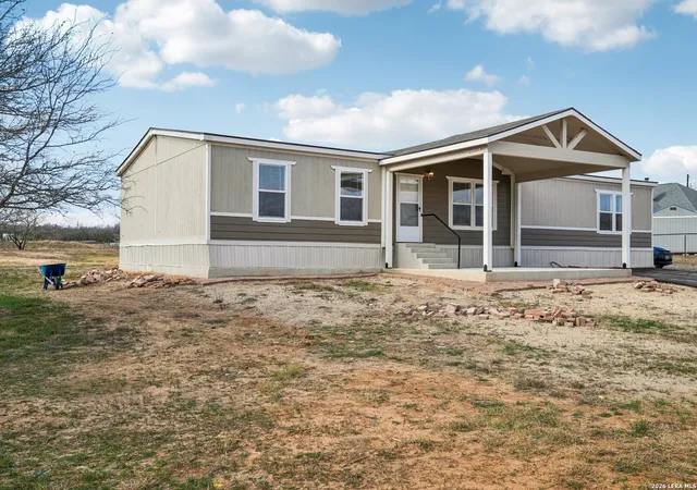 2nd image of 4045 Jakes Colony, Seguin, TX 78155 | MLS# 1936272