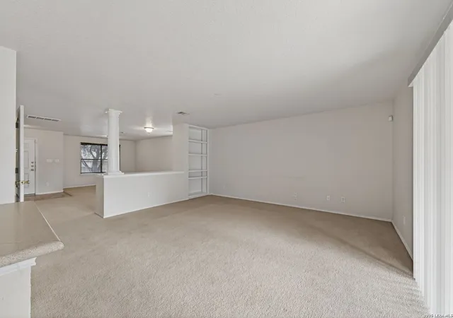 Photo 4 of Sale Pending at 6818 Crest, San Antonio, TX 78233 | MLS# 1936307 | Listing updated on 2026-02-27