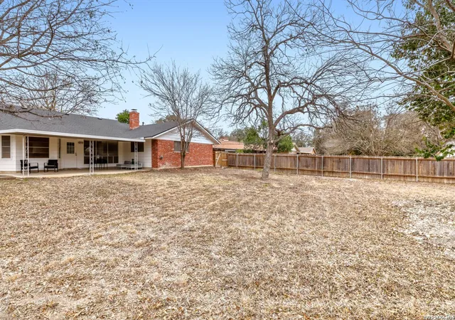 Photo 4 of Sale Pending at 149 Bluet, San Antonio, TX 78213 | MLS# 1936392 | Listing updated on 2026-03-23