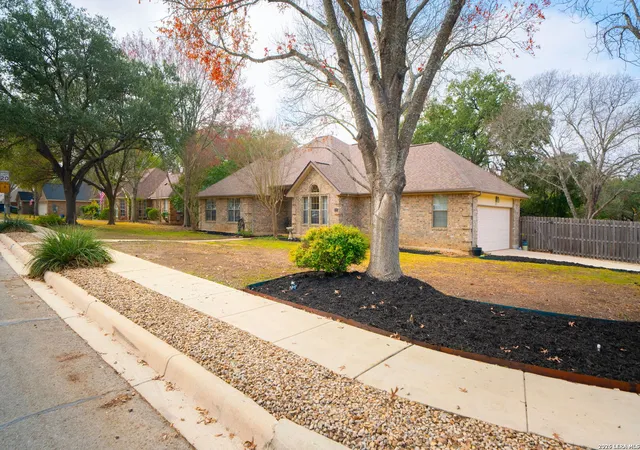 Photo 2 of Sale Pending at 3017 Greenshire Dr, Schertz, TX 78154 | MLS# 1936394 | Listing updated on 2026-02-06