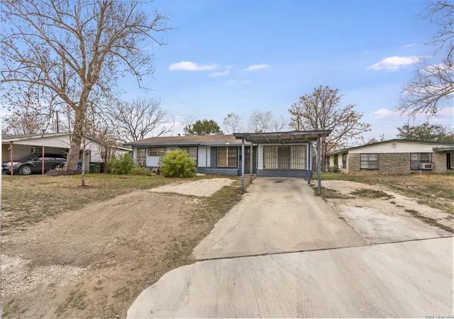 Photo 3 of Single family home for sale at 419 Upland, San Antonio, TX 78220 | MLS# 1936442 | Listing updated on 2026-03-22