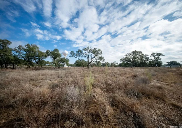 Photo 1 of Land for sale at 1810 Paradise Pkwy, Canyon Lake, TX 78133 | MLS# 1936473 | Listing updated on 2026-02-04