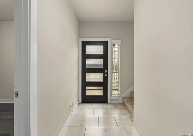 5th image of 2003 Mccullough, San Antonio, TX 78212 | MLS# 1936493