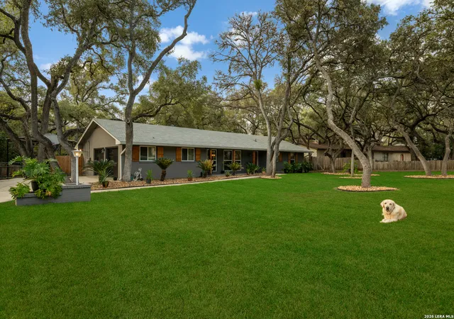 Photo 2 of Sale Pending at 207 Zornia Dr, San Antonio, TX 78213 | MLS# 1936512 | Listing updated on 2026-03-07