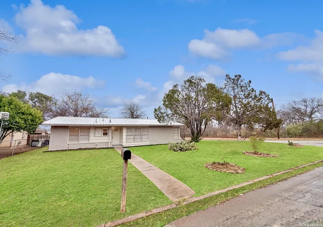Homes for sale in San Antonio, TX | 1127 Olney, San Antonio, TX 78218 | MLS# 1936532