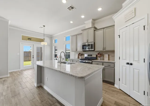 Photo 3 of Sale Pending at 7505 Krypton Dr, Corpus Christi, TX 78414 | MLS# 1936548 | Listing updated on 2026-09-08