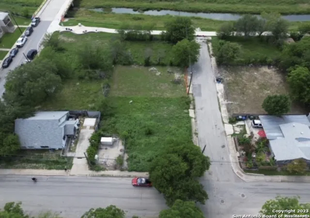Land for sale at 202 Henry, San Antonio, TX 78207 | MLS# 1936586