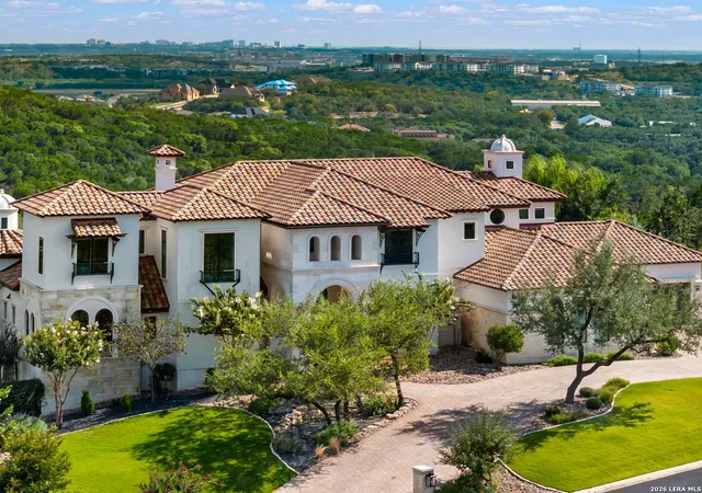 Photo 3 of Mansion for sale at 23 Grand Terrace, San Antonio, TX 78257 | MLS# 1936637 | Listing updated on 2026-02-06