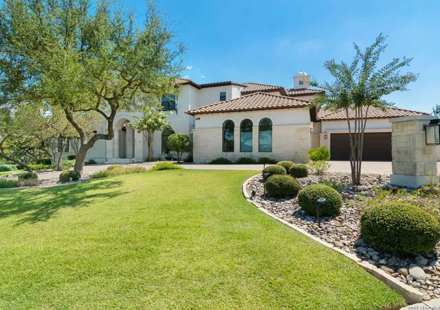 Photo 3 of Single family home for sale at 23 Grand Terrace, San Antonio, TX 78257 | MLS# 1936637 | Listing updated on 2026-02-06