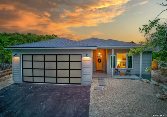 Photo 3 of Single family home for sale at 110 Janine, Canyon Lake, TX 78133 | MLS# 1936789 | Listing updated on 2026-08-30