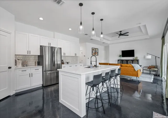 Photo 3 of Single family home for sale at 110 Janine, Canyon Lake, TX 78133 | MLS# 1936789 | Listing updated on 2026-08-30