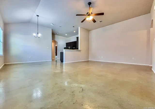 4th image of 746 /748 Saengerhalle, New Braunfels, TX 78130 | MLS# 1936913