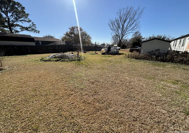 4th image of 10418 Ben Venue, Crosby, TX 77532 | MLS# 1936921