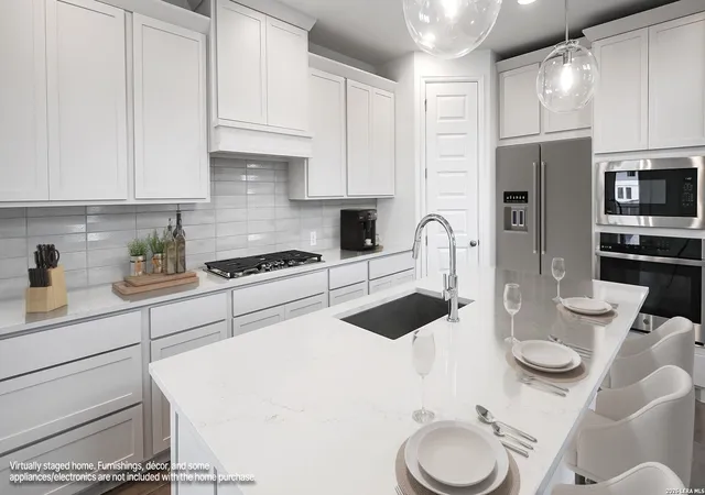Photo 3 of Sale Pending at 5001 Obispo Cir, Schertz, TX 78124 | MLS# 1936996 | Listing updated on 2026-05-18