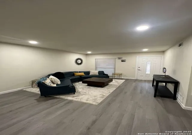 3rd image of 6034 Little Brandywine Crk, San Antonio, TX 78233 | MLS# 1937005