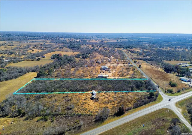 Photo 4 of Sale Pending at 14060 Stuart Rd, San Antonio, TX 78223 | MLS# 1937019 | Listing updated on 2026-02-05