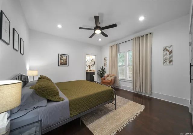 Photo 4 of Sale Pending at 215 Berkshire, San Antonio, TX 78210 | MLS# 1937038 | Listing updated on 2026-03-07
