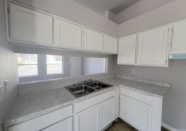 5th image of 6002 Glacier Sun, San Antonio, TX 78244 | MLS# 1937101