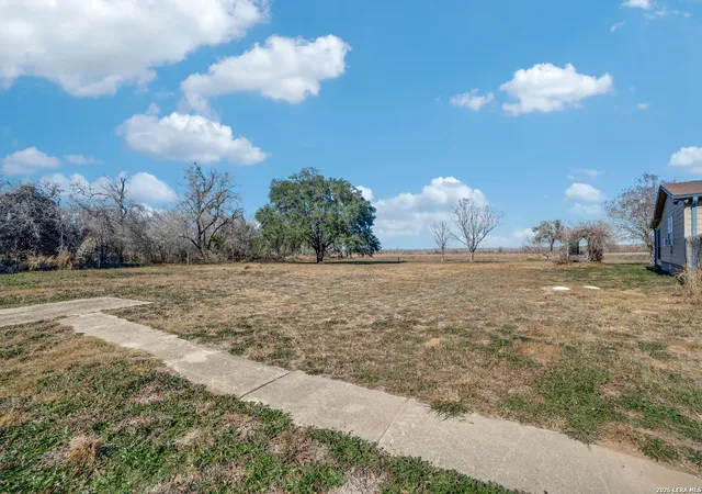 23rd image of 6490 Smith Rd, Von Ormy, TX 78073 | MLS# 1937223