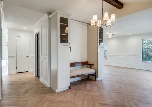 Photo 3 of Sale Pending at 11425 Mission Tr, San Antonio, TX 78230 | MLS# 1937241 | Listing updated on 2026-03-13