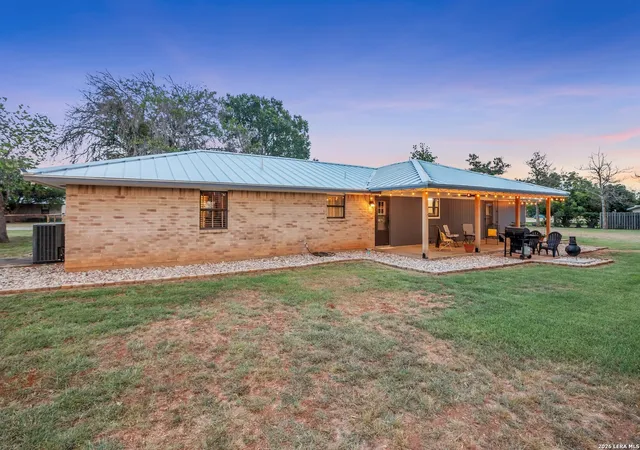 3rd image of 382 Windsong Lane, Fredericksburg, TX 78624 | MLS# 1937252