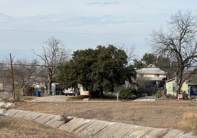 Photo 4 of Land for sale at 2306 Rivas 1, San Antonio, TX 78228 | MLS# 1937335 | Listing updated on 2026-05-02