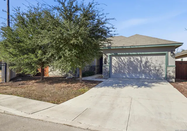 Photo 3 of Single family home for sale at 9527 Butterfly Bend, San Antonio, TX 78224 | MLS# 1937348 | Listing updated on 2026-02-08