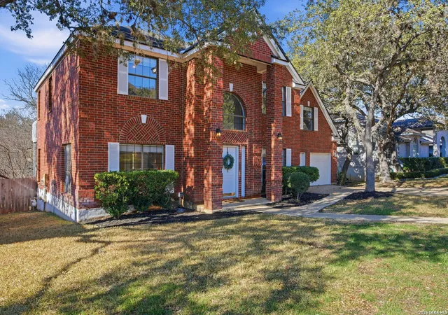 Photo 3 of Sale Pending at 15707 Dawn Crst, San Antonio, TX 78248 | MLS# 1937351 | Listing updated on 2026-04-26