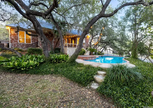 Photo 2 of Sale Pending at 8506 Fairway Trl, Boerne, TX 78015 | MLS# 1937410 | Listing updated on 2026-02-12