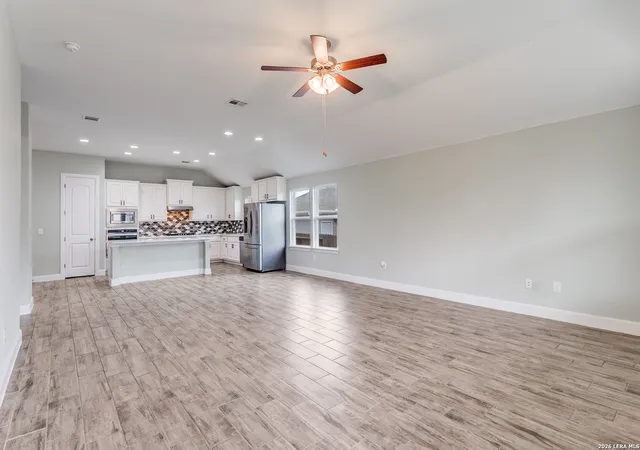 Photo 3 of Single family home for sale at 6506 Crockett Cove, Schertz, TX 78108 | MLS# 1937463 | Listing updated on 2026-05-14