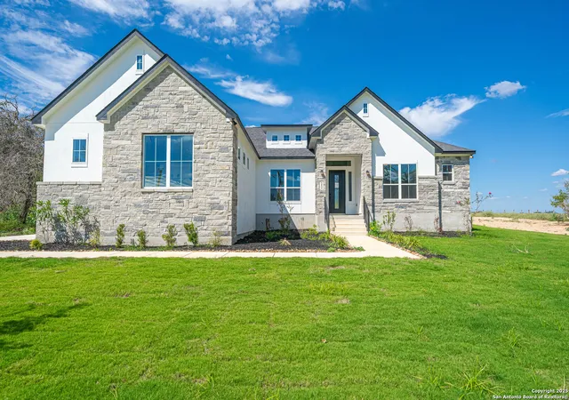 Photo 2 of Single family home for sale at 254 Firewheel Lp, Floresville, TX 78114 | MLS# 1937467 | Listing updated on 2026-03-11