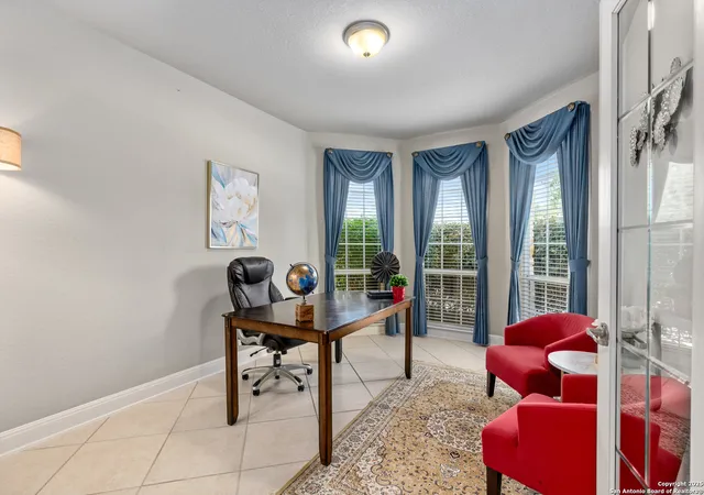 Photo 4 of Single family home for sale at 10500 Hunter Heights, Schertz, TX 78154 | MLS# 1937536 | Listing updated on 2026-03-24