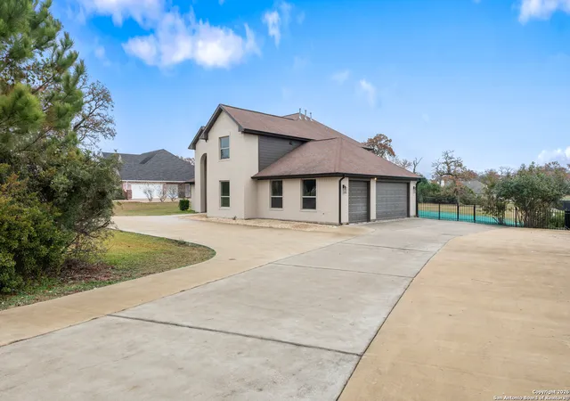 Homes for sale in Iola, TX | 10024 Lancaster, Iola, TX 77861 | MLS# 1937554