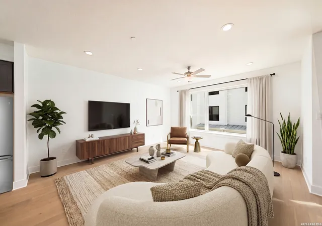 4th image of 543 Mcmonigal Pl #BLDG. 2, San Antonio, TX 78210 | MLS# 1937581