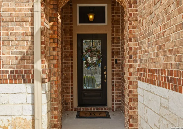 Photo 3 of Sale Pending at 25810 Velvet Crk, San Antonio, TX 78255 | MLS# 1937607 | Listing updated on 2026-03-04