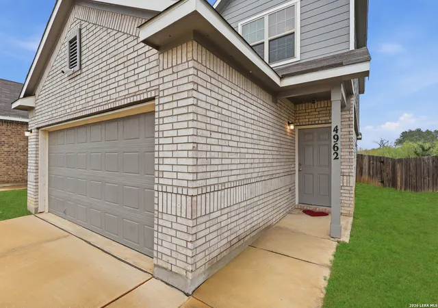 Photo 4 of Single family home for sale at 4962 Sandstone, San Antonio, TX 78222 | MLS# 1937625 | Listing updated on 2026-08-14