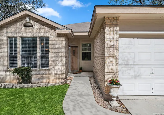 Photo 3 of Sale Pending at 15403 Steves Run, San Antonio, TX 78232 | MLS# 1937638 | Listing updated on 2026-04-06