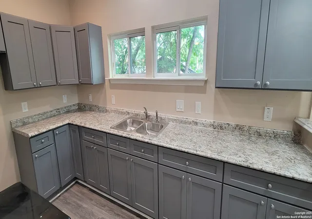 Photo 3 of Single family home for sale at 127 Orange, San Antonio, TX 78214 | MLS# 1937661 | Listing updated on 2026-04-07