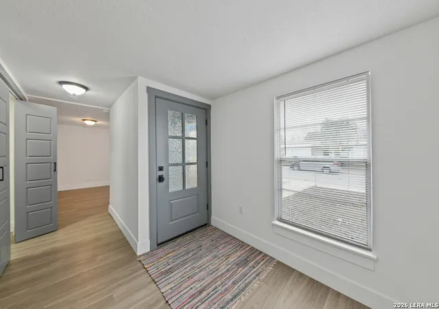 Photo 4 of Sale Pending at 558 Ferris, San Antonio, TX 78220 | MLS# 1937715 | Listing updated on 2026-04-04