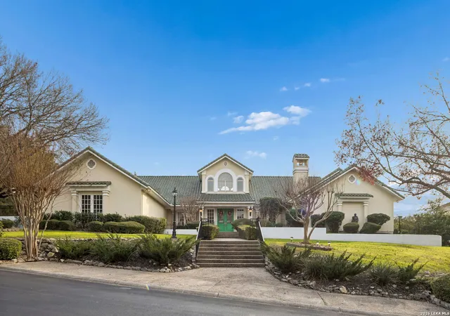 Photo 3 of Sale Pending at 12 Vineyard Dr, San Antonio, TX 78257 | MLS# 1937717 | Listing updated on 2026-03-25
