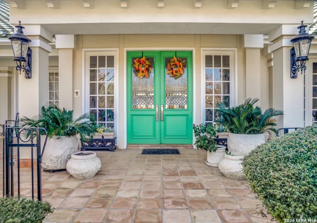 Photo 4 of Sale Pending at 12 Vineyard Dr, San Antonio, TX 78257 | MLS# 1937717 | Listing updated on 2026-03-25
