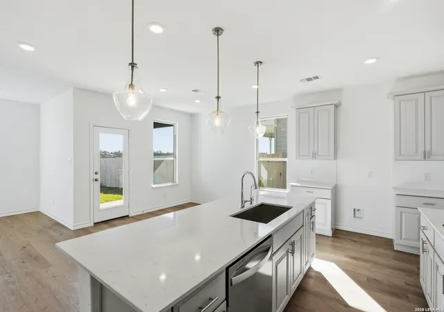 5th image of 442 Nightingale Avenue, Marion, TX 78124 | MLS# 1937811