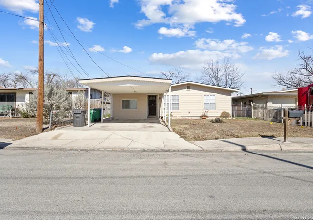 Photo 2 of Single family home for sale at 615 Overhill Dr, San Antonio, TX 78228 | MLS# 1937856 | Listing updated on 2026-08-10