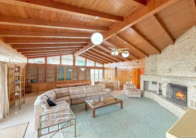 Photo 2 of Single family home for sale at 937 Hillcrest, Canyon Lake, TX 78133 | MLS# 1937909 | Listing updated on 2026-09-09